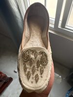Authentic Zari Cream Jutti