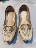 Authentic Zari Cream Jutti